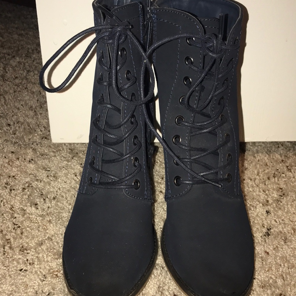 Navy blue booties.